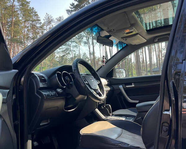 Черный Киа Соренто, объемом двигателя 2.2 л и пробегом 312 тыс. км за 11500 $, фото 6 на Automoto.ua