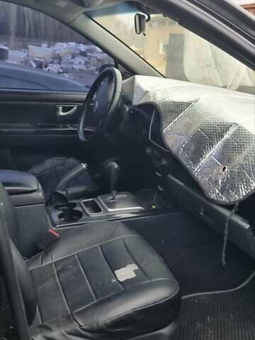 Черный Киа Соренто, объемом двигателя 2.5 л и пробегом 300 тыс. км за 4600 $, фото 12 на Automoto.ua