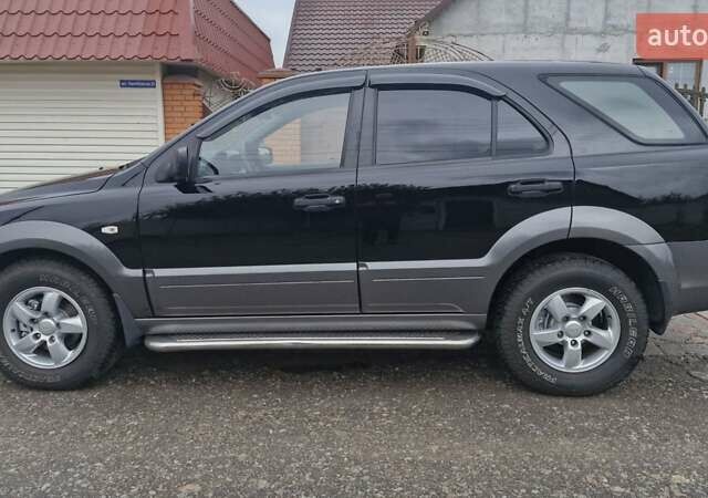 Чорний Кіа Соренто, об'ємом двигуна 2.5 л та пробігом 208 тис. км за 7800 $, фото 12 на Automoto.ua