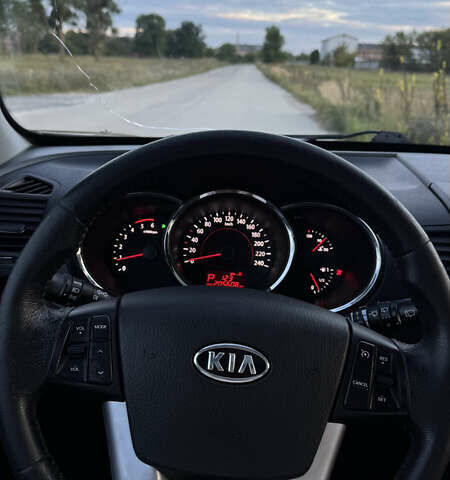 Черный Киа Соренто, объемом двигателя 2.2 л и пробегом 210 тыс. км за 12300 $, фото 2 на Automoto.ua