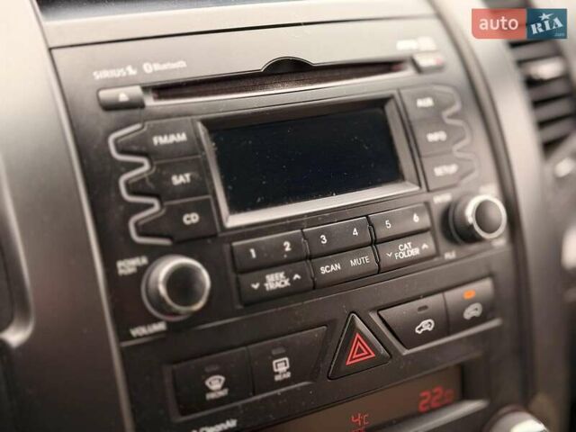 Черный Киа Соренто, объемом двигателя 2.2 л и пробегом 204 тыс. км за 12490 $, фото 24 на Automoto.ua