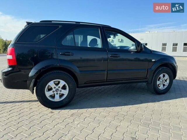 Чорний Кіа Соренто, об'ємом двигуна 2.5 л та пробігом 400 тис. км за 7500 $, фото 12 на Automoto.ua