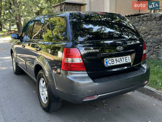 Черный Киа Соренто, объемом двигателя 2.5 л и пробегом 228 тыс. км за 9500 $, фото 9 на Automoto.ua