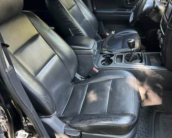 Черный Киа Соренто, объемом двигателя 2.5 л и пробегом 228 тыс. км за 9500 $, фото 20 на Automoto.ua