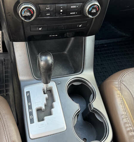 Черный Киа Соренто, объемом двигателя 2.2 л и пробегом 210 тыс. км за 12300 $, фото 9 на Automoto.ua