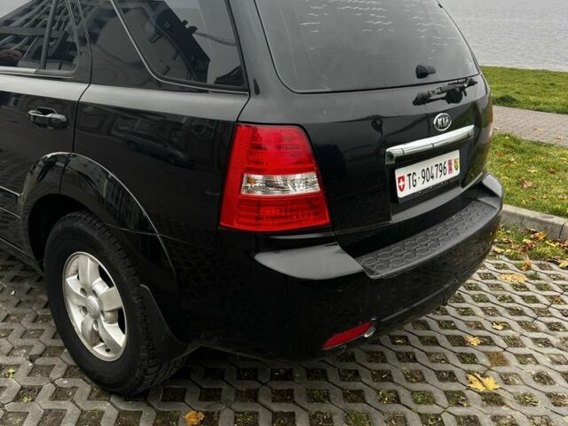 Черный Киа Соренто, объемом двигателя 2.5 л и пробегом 3 тыс. км за 7142 $, фото 3 на Automoto.ua
