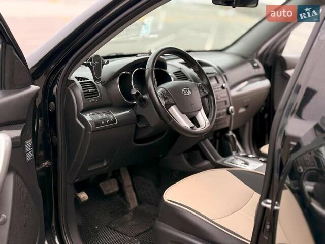 Черный Киа Соренто, объемом двигателя 2.2 л и пробегом 204 тыс. км за 12490 $, фото 30 на Automoto.ua