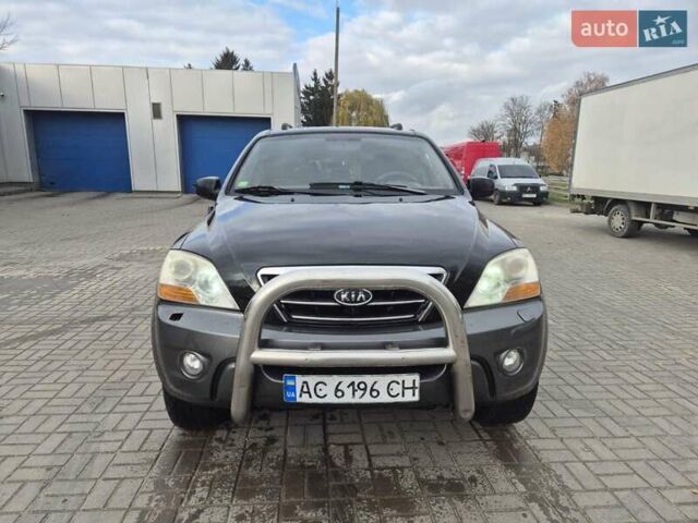 Черный Киа Соренто, объемом двигателя 2.5 л и пробегом 350 тыс. км за 3700 $, фото 1 на Automoto.ua