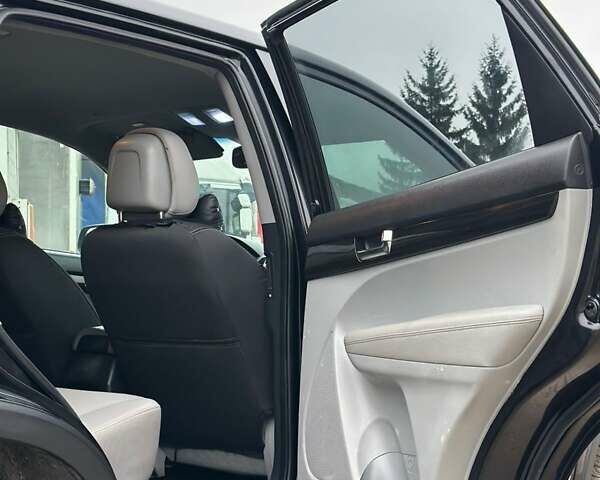 Черный Киа Соренто, объемом двигателя 2.36 л и пробегом 235 тыс. км за 8700 $, фото 35 на Automoto.ua