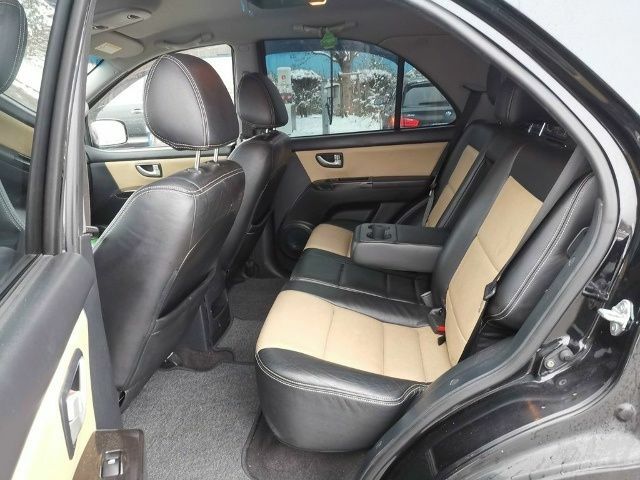 Чорний Кіа Соренто, об'ємом двигуна 2.5 л та пробігом 217 тис. км за 3600 $, фото 7 на Automoto.ua