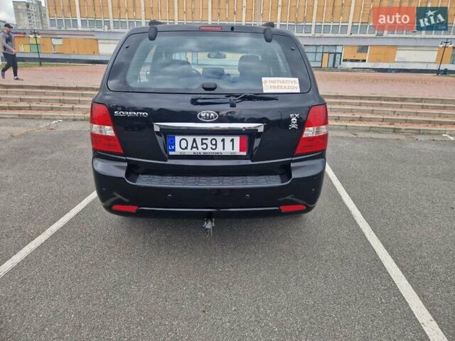 Черный Киа Соренто, объемом двигателя 2.5 л и пробегом 250 тыс. км за 6000 $, фото 3 на Automoto.ua