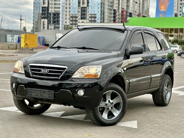 Черный Киа Соренто, объемом двигателя 2.5 л и пробегом 300 тыс. км за 5399 $, фото 1 на Automoto.ua