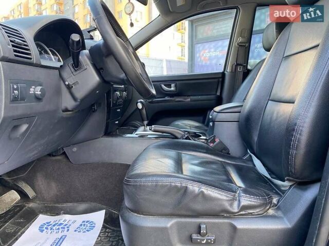 Чорний Кіа Соренто, об'ємом двигуна 2.5 л та пробігом 181 тис. км за 12200 $, фото 10 на Automoto.ua