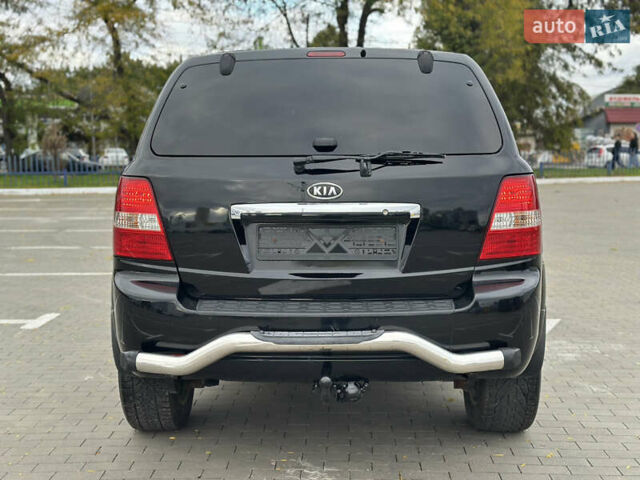 Черный Киа Соренто, объемом двигателя 2.5 л и пробегом 299 тыс. км за 5399 $, фото 8 на Automoto.ua