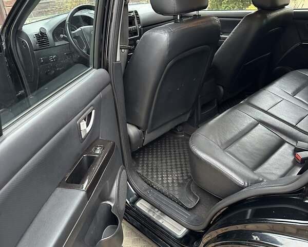 Черный Киа Соренто, объемом двигателя 2.5 л и пробегом 199 тыс. км за 10350 $, фото 8 на Automoto.ua