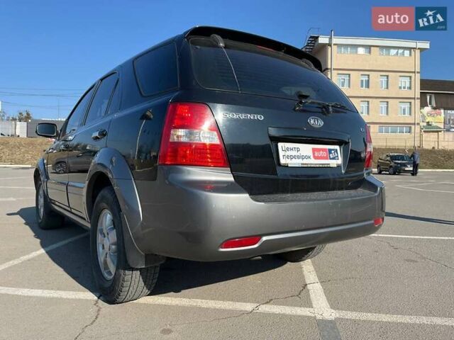 Черный Киа Соренто, объемом двигателя 2.5 л и пробегом 175 тыс. км за 12500 $, фото 10 на Automoto.ua