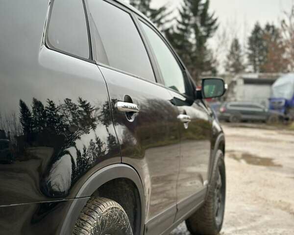 Черный Киа Соренто, объемом двигателя 2.36 л и пробегом 235 тыс. км за 8700 $, фото 17 на Automoto.ua