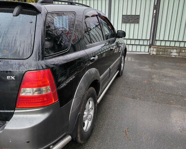 Чорний Кіа Соренто, об'ємом двигуна 2.5 л та пробігом 210 тис. км за 9000 $, фото 11 на Automoto.ua