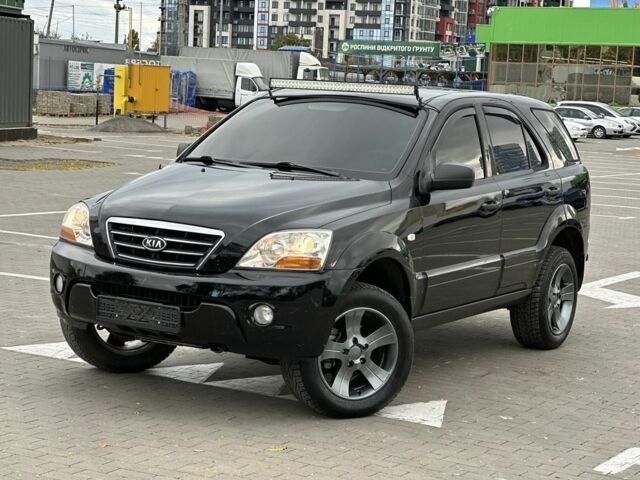 Черный Киа Соренто, объемом двигателя 2.5 л и пробегом 300 тыс. км за 5399 $, фото 14 на Automoto.ua