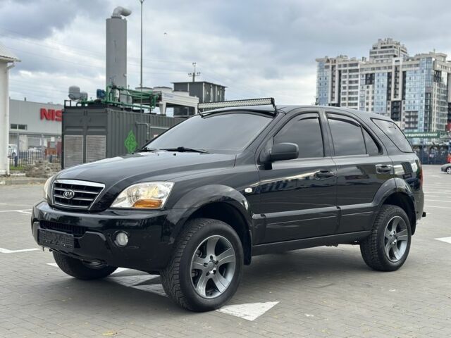 Черный Киа Соренто, объемом двигателя 2.5 л и пробегом 300 тыс. км за 5399 $, фото 4 на Automoto.ua