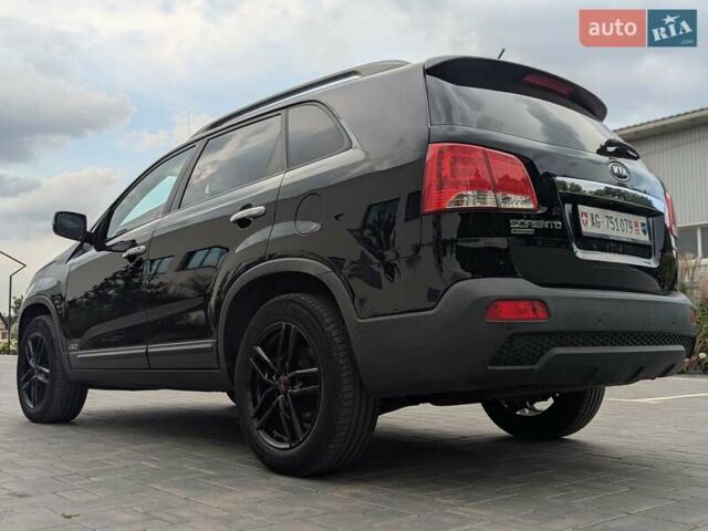 Черный Киа Соренто, объемом двигателя 2.2 л и пробегом 250 тыс. км за 12950 $, фото 20 на Automoto.ua