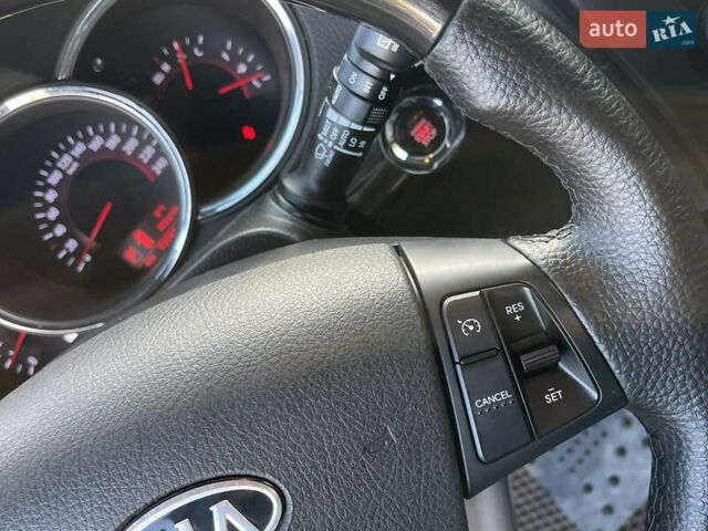 Черный Киа Соренто, объемом двигателя 2.2 л и пробегом 243 тыс. км за 12990 $, фото 9 на Automoto.ua