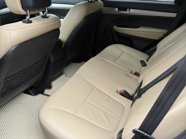 Чорний Кіа Соренто, об'ємом двигуна 2.2 л та пробігом 182 тис. км за 12400 $, фото 7 на Automoto.ua