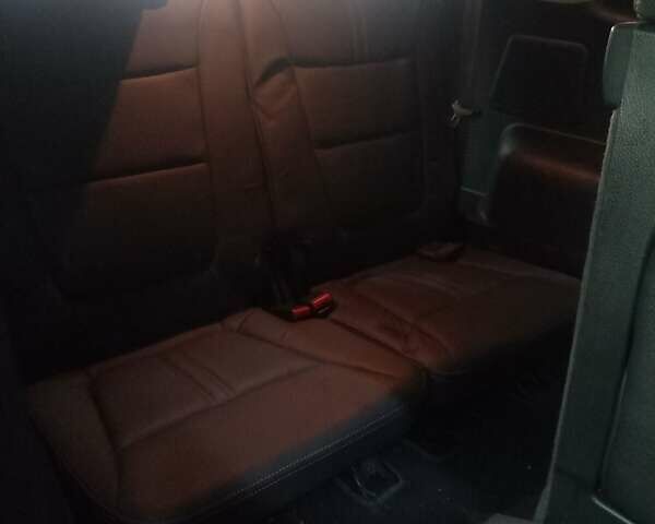 Чорний Кіа Соренто, об'ємом двигуна 2.4 л та пробігом 270 тис. км за 12000 $, фото 16 на Automoto.ua