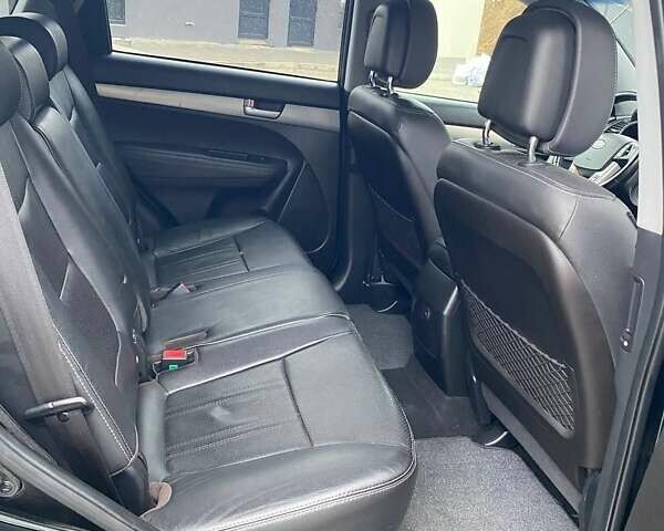 Черный Киа Соренто, объемом двигателя 0 л и пробегом 225 тыс. км за 15700 $, фото 18 на Automoto.ua