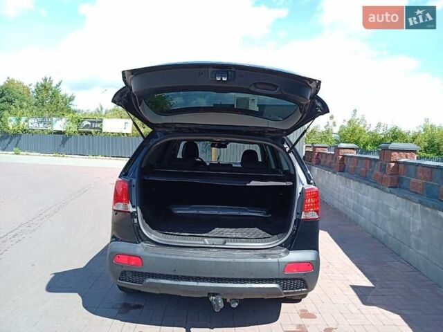 Черный Киа Соренто, объемом двигателя 2.2 л и пробегом 235 тыс. км за 12850 $, фото 1 на Automoto.ua
