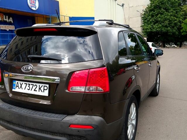 Черный Киа Соренто, объемом двигателя 3.5 л и пробегом 136 тыс. км за 10500 $, фото 6 на Automoto.ua