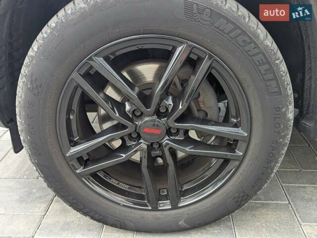 Черный Киа Соренто, объемом двигателя 2.2 л и пробегом 250 тыс. км за 12950 $, фото 21 на Automoto.ua