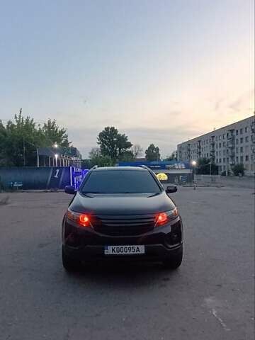 Чорний Кіа Соренто, об'ємом двигуна 2.2 л та пробігом 200 тис. км за 17000 $, фото 6 на Automoto.ua