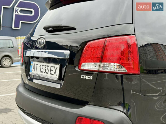 Черный Киа Соренто, объемом двигателя 2.2 л и пробегом 271 тыс. км за 12800 $, фото 9 на Automoto.ua