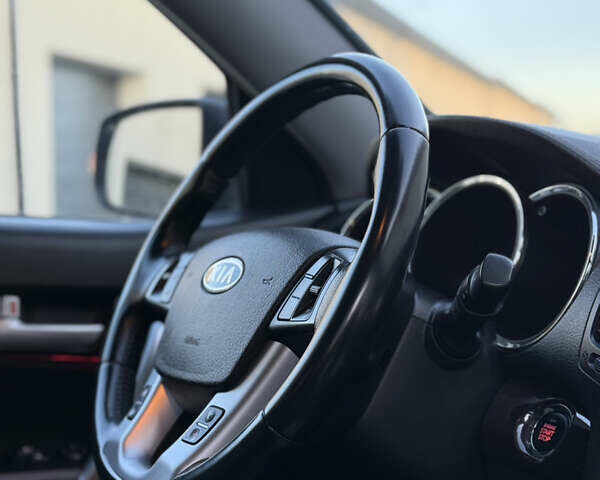 Чорний Кіа Соренто, об'ємом двигуна 2.2 л та пробігом 266 тис. км за 12900 $, фото 36 на Automoto.ua