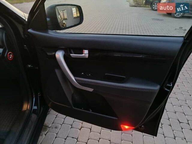 Черный Киа Соренто, объемом двигателя 2.2 л и пробегом 220 тыс. км за 12400 $, фото 40 на Automoto.ua