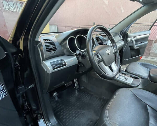 Черный Киа Соренто, объемом двигателя 2.2 л и пробегом 197 тыс. км за 12499 $, фото 66 на Automoto.ua