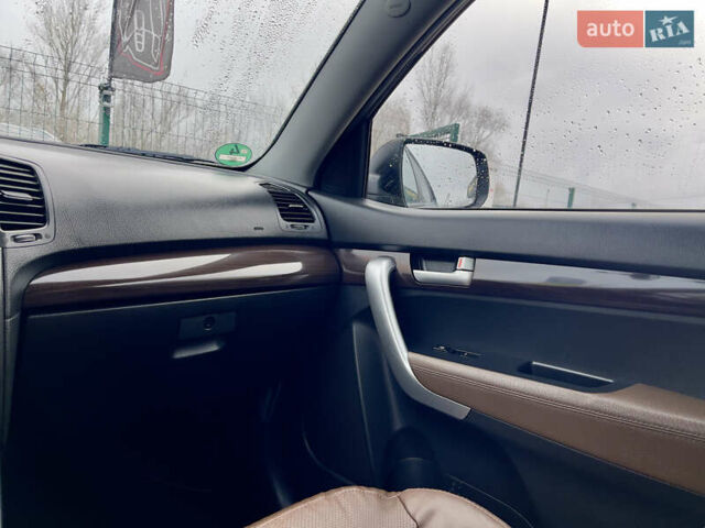 Черный Киа Соренто, объемом двигателя 2.2 л и пробегом 153 тыс. км за 13999 $, фото 44 на Automoto.ua