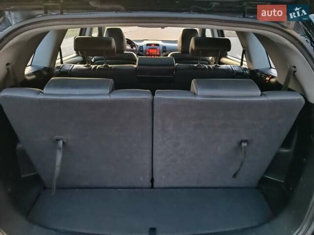 Черный Киа Соренто, объемом двигателя 2.2 л и пробегом 220 тыс. км за 12400 $, фото 65 на Automoto.ua
