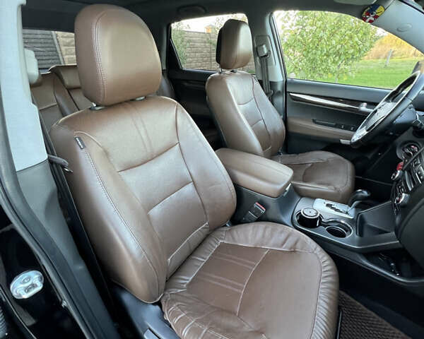 Черный Киа Соренто, объемом двигателя 2.2 л и пробегом 260 тыс. км за 14100 $, фото 13 на Automoto.ua