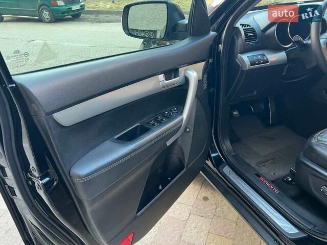 Черный Киа Соренто, объемом двигателя 2.2 л и пробегом 254 тыс. км за 13900 $, фото 48 на Automoto.ua