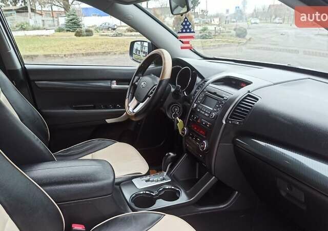 Черный Киа Соренто, объемом двигателя 2.2 л и пробегом 234 тыс. км за 12100 $, фото 28 на Automoto.ua