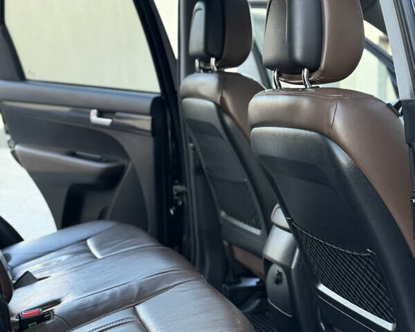 Чорний Кіа Соренто, об'ємом двигуна 2.2 л та пробігом 266 тис. км за 12850 $, фото 58 на Automoto.ua