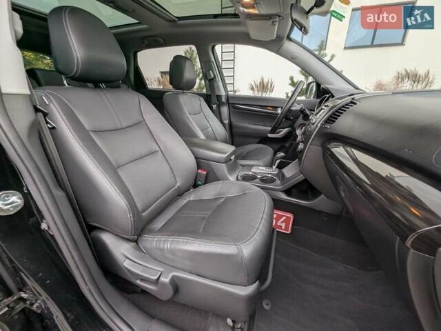 Черный Киа Соренто, объемом двигателя 2.2 л и пробегом 250 тыс. км за 12950 $, фото 47 на Automoto.ua