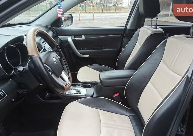 Черный Киа Соренто, объемом двигателя 2.2 л и пробегом 234 тыс. км за 12100 $, фото 21 на Automoto.ua