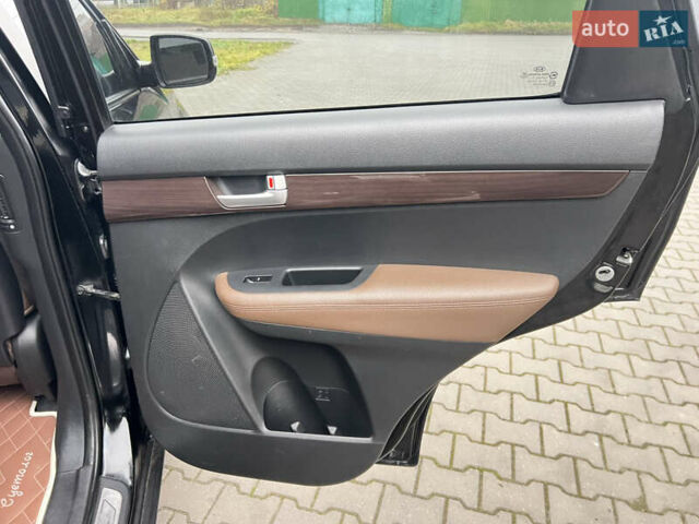 Черный Киа Соренто, объемом двигателя 0 л и пробегом 240 тыс. км за 11300 $, фото 43 на Automoto.ua