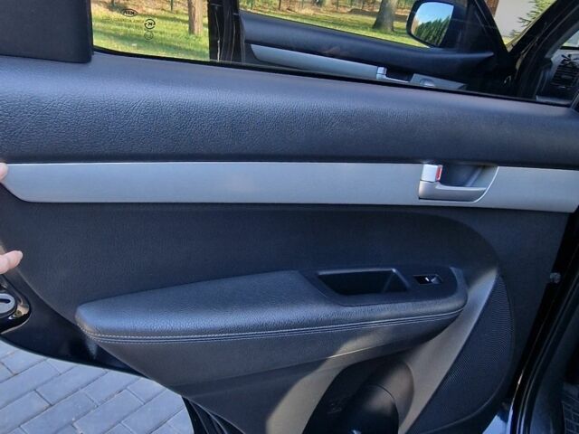 Черный Киа Соренто, объемом двигателя 0 л и пробегом 254 тыс. км за 13800 $, фото 9 на Automoto.ua