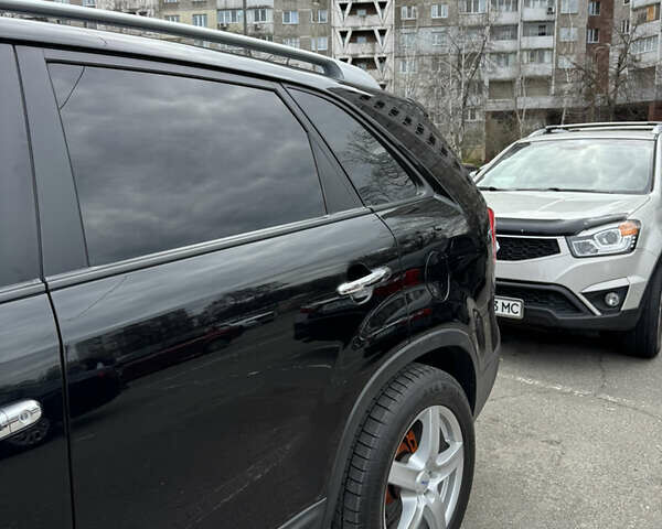Черный Киа Соренто, объемом двигателя 2.2 л и пробегом 240 тыс. км за 15000 $, фото 10 на Automoto.ua
