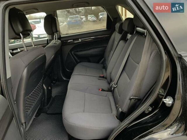 Черный Киа Соренто, объемом двигателя 2.2 л и пробегом 430 тыс. км за 9755 $, фото 26 на Automoto.ua