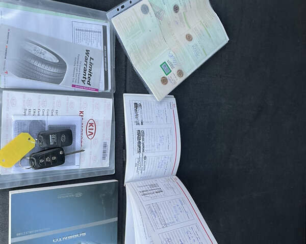 Черный Киа Соренто, объемом двигателя 2.2 л и пробегом 197 тыс. км за 12499 $, фото 85 на Automoto.ua